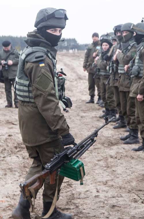 Muc kich buoi huan luyen cua Ve binh Quoc gia Ukraine-Hinh-4