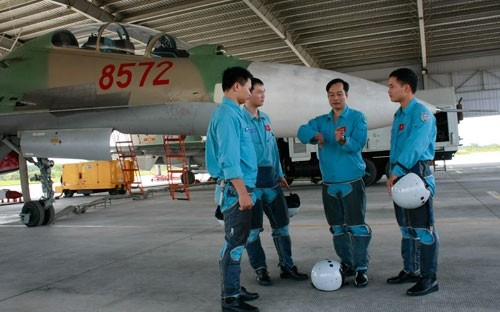 Trung doan 923 no luc lam chu chien dau co Su-30MK2
