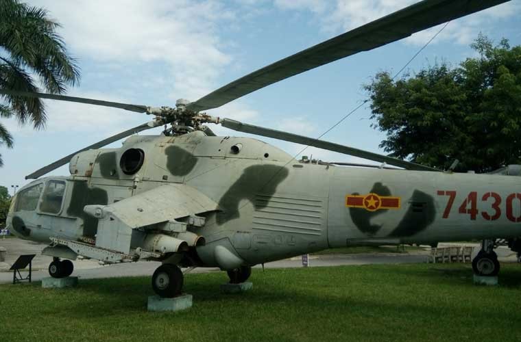 So tan tay “xe tang bay” Mi-24 cua KQND Viet Nam-Hinh-11