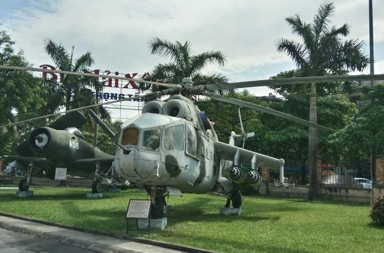 So tan tay “xe tang bay” Mi-24 cua KQND Viet Nam