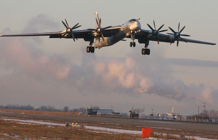 Oanh tac co Tu-95MS Nga dam xuong dat