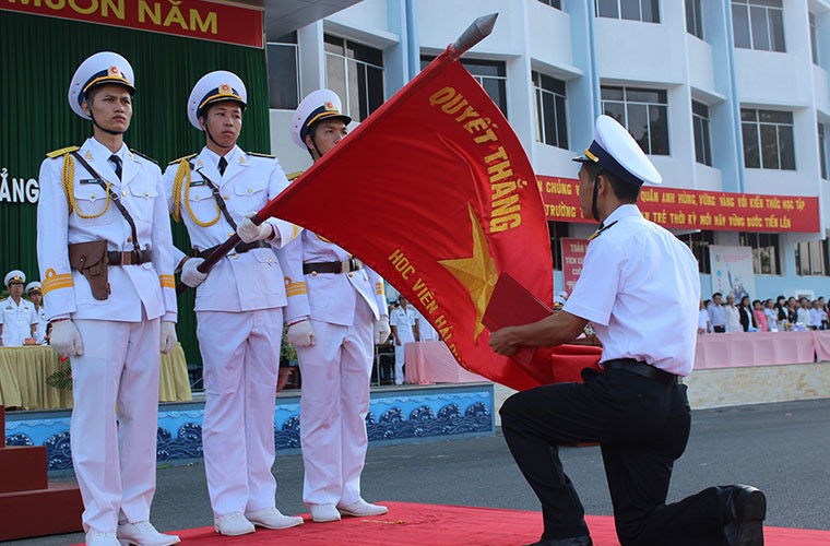 Khoanh khac dang nho le tot nghiep o Hoc vien Hai quan-Hinh-2