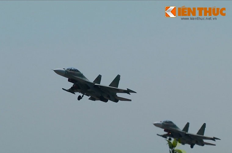Chuyen bay tiem kich Su-30MK2 Viet Nam dien ra the nao?-Hinh-9