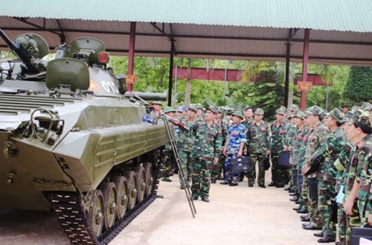 Viet Nam co nen nang cap BMP-2 theo goi cua Nga?