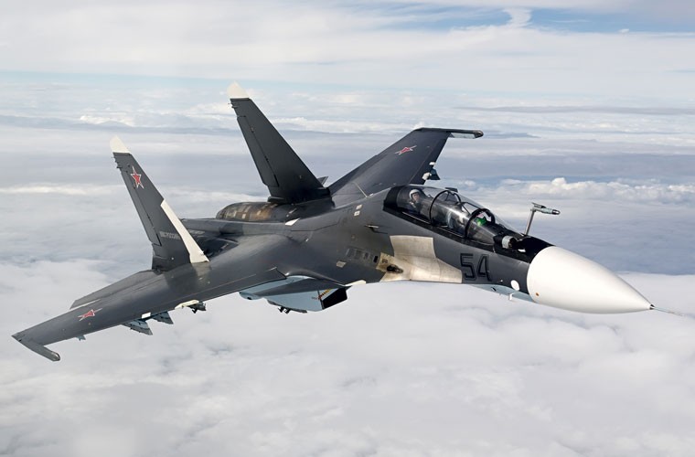 Bat ngo loai tiem kich Su-27 My to Nga dua toi Syria-Hinh-9