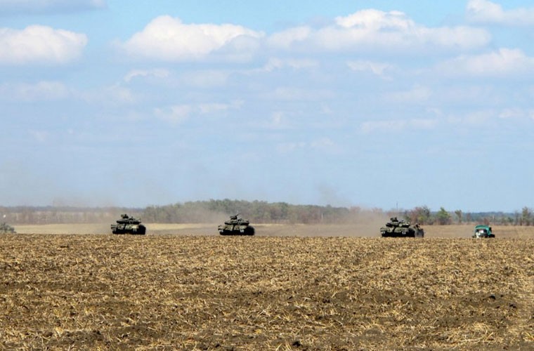 Muc kich xe tang T-64BV cua Ukraine dan hang na phao-Hinh-6