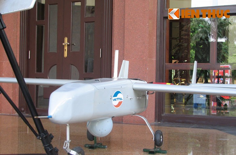 Nhin gan UAV trinh sat hien dai Viettel che tao-Hinh-4