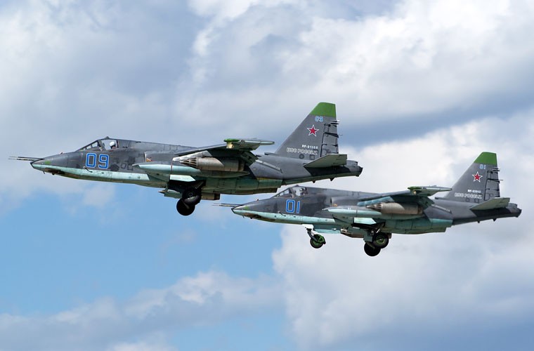 Bat ngo loai chien dau co Su-25 khong kich IS o Syria-Hinh-5