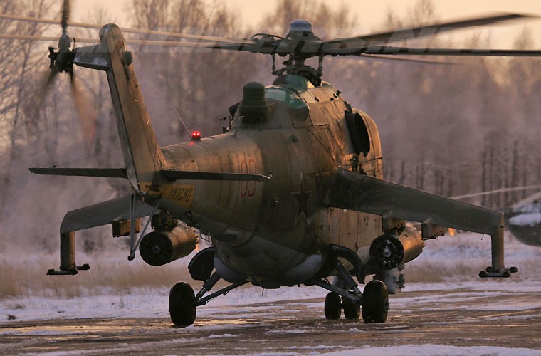 Nga cho Syria truc thang Mi-24P, phien quan IS hoang hon-Hinh-7