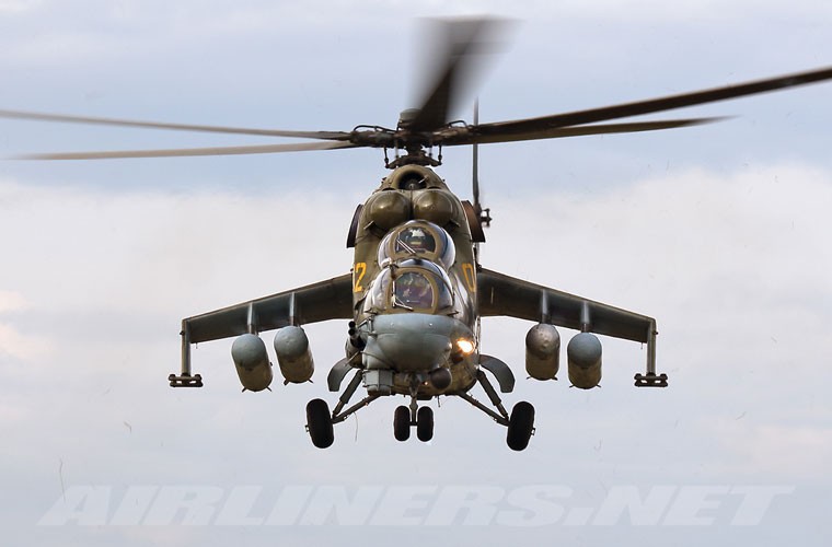 Nga cho Syria truc thang Mi-24P, phien quan IS hoang hon-Hinh-8