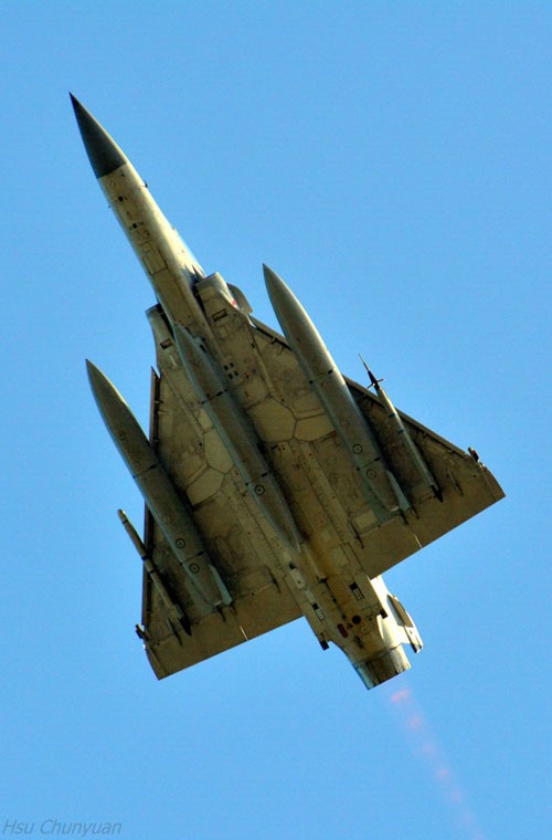 Suc manh dang gom chien dau co Mirage 2000-5 Dai Loan-Hinh-8