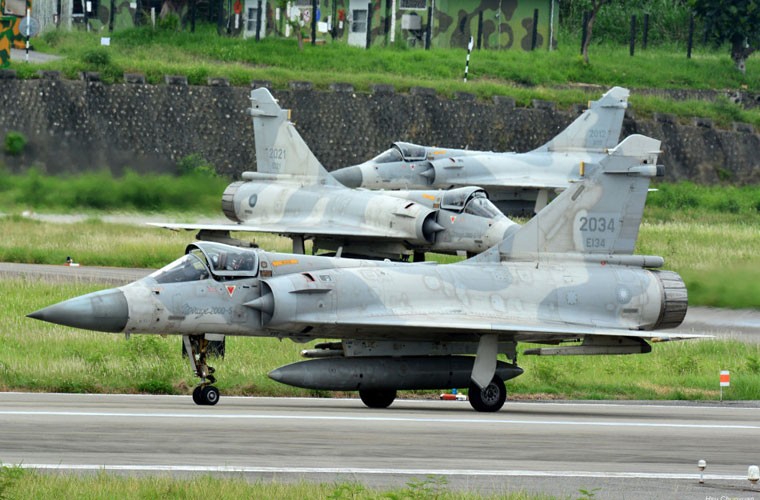 Suc manh dang gom chien dau co Mirage 2000-5 Dai Loan