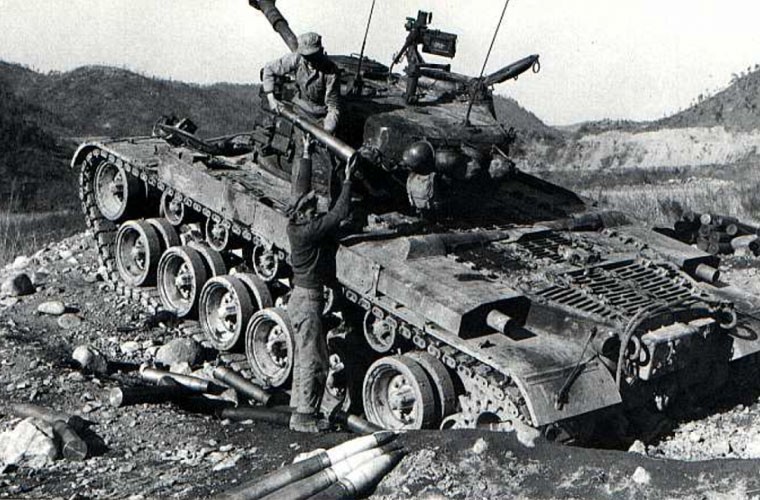 Anh mau hiem tang M46 Patton trong CT Trieu Tien-Hinh-7