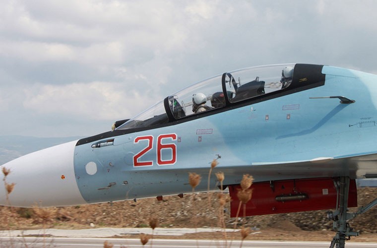 Su-30SM ho tong may bay khong kich IS bang vu khi gi?-Hinh-4