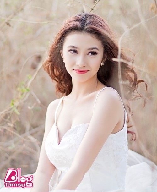 Diem danh nhung cai ten trung nhau trong showbiz Viet-Hinh-13