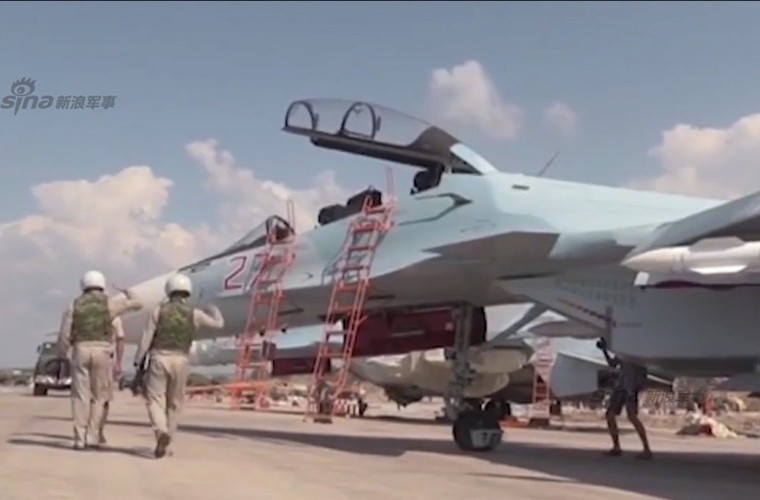 Muc kich Su-30SM ho tong Su-25 nem bom IS o Syria-Hinh-2