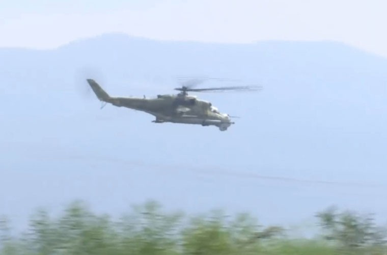 Theo doi “xe tang bay” Mi-24V san lung phien quan IS-Hinh-15