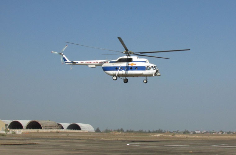 Anh QS an tuong tuan: Truc thang Mi-24 gia phien quan IS