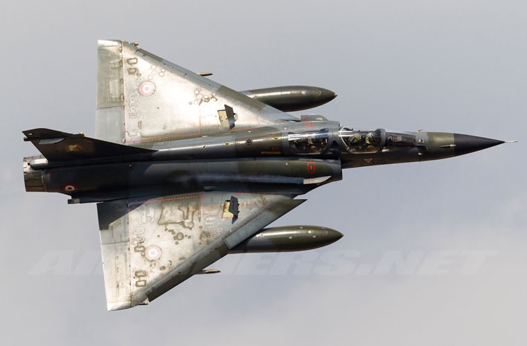 Kinh ngac may bay Mirage 2000N Phap khong kich IS-Hinh-10