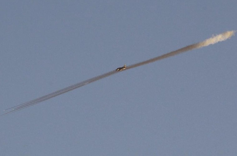 May bay nem bom Su-22 Syria sat canh Su-34 khong kich IS-Hinh-10