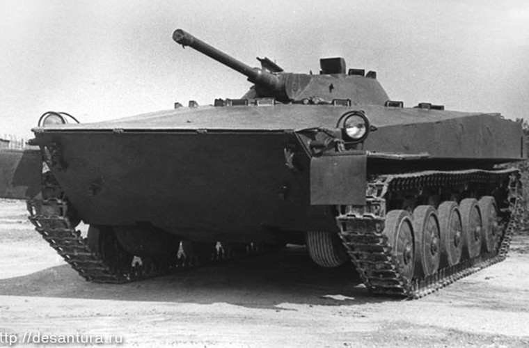 Mo xe “ho hang it thay” xe tang PT-76B cua Viet Nam-Hinh-12