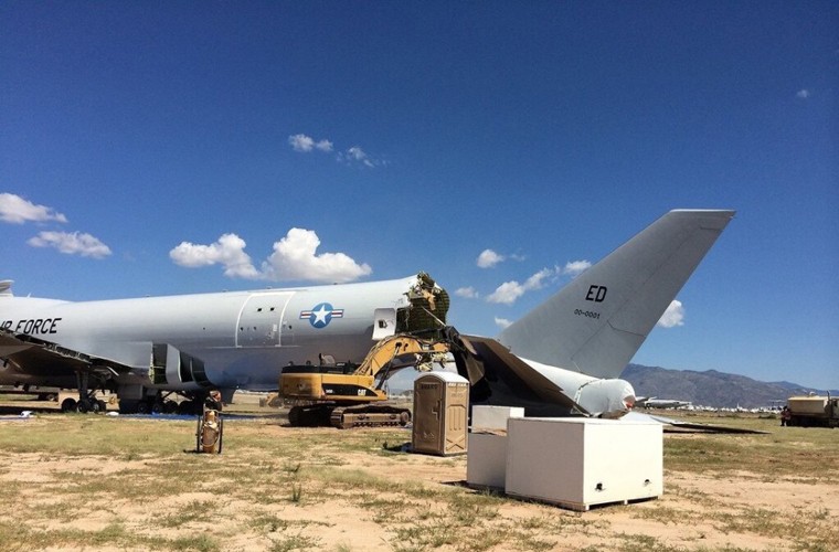 Xot xa canh sieu vu khi laser Boeing YAL-1 bi xe thit-Hinh-4