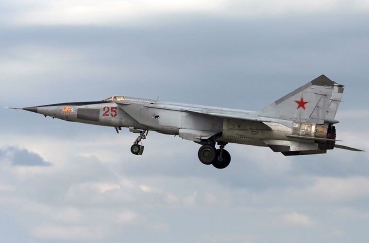 Tiem kich sieu toc MiG-25 cua Syria gio ra sao?