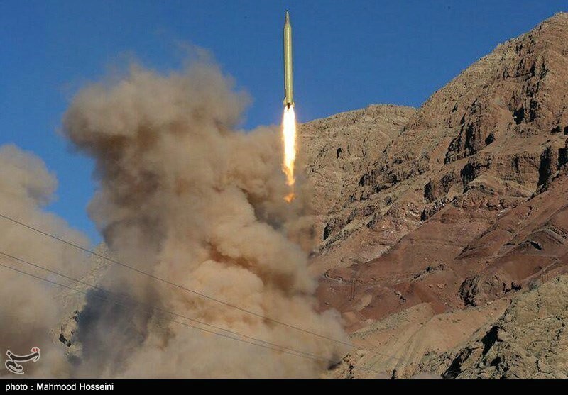 Cang thang xem Iran phong o at ten lua dan dao-Hinh-2