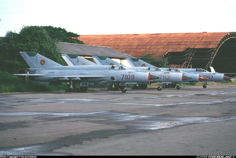 Xot xa so phan tiem kich MiG-21 o Campuchia-Hinh-2