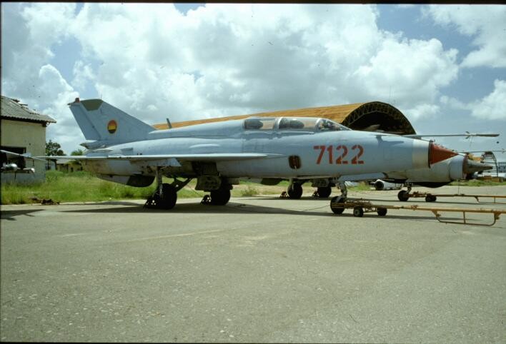 Xot xa so phan tiem kich MiG-21 o Campuchia-Hinh-5