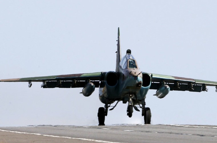 Kinh hoang so bom may bay Su-25 dung o Syria-Hinh-7