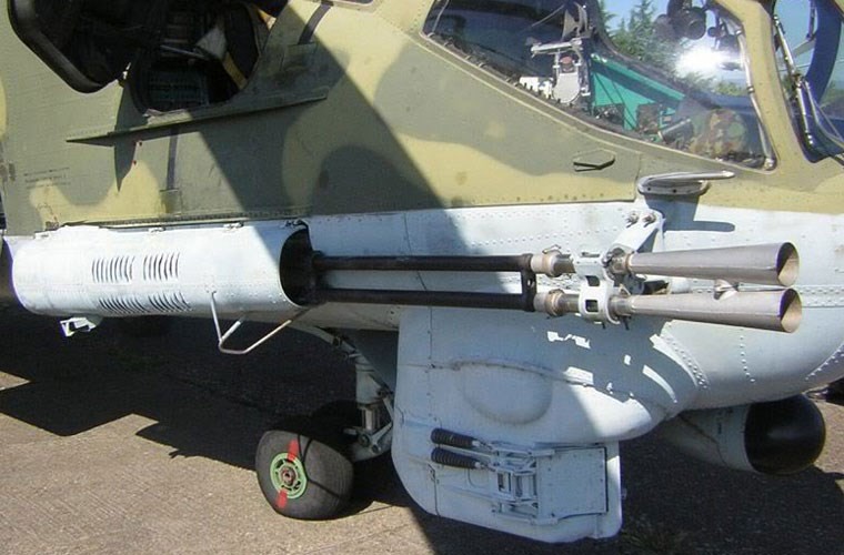 Den luot “xe tang bay” Mi-24 roi Syria, IS tho phao-Hinh-7