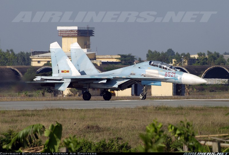 Bat ngo lai lich cap Su-27 cuoi cung Nga giao cho Viet Nam-Hinh-2