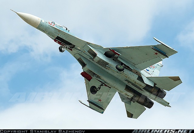 Nhin mat Sukhoi Su-27 danh chan may bay do tham My-Hinh-12