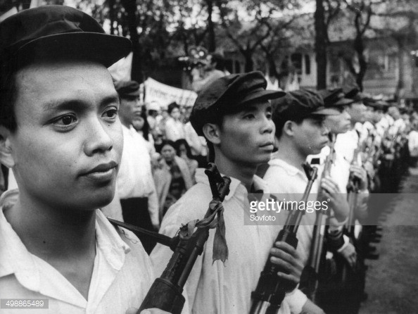 Anh cuc hiem duyet binh mung chien thang o Sai Gon 1975-Hinh-4