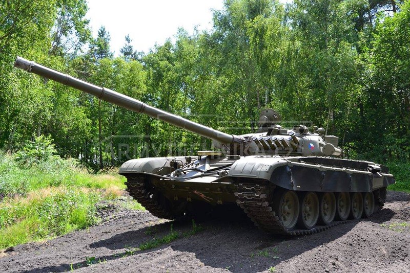 Nga ban 50 xe tang T-72B gia 1,7 nghin ty VND-Hinh-8