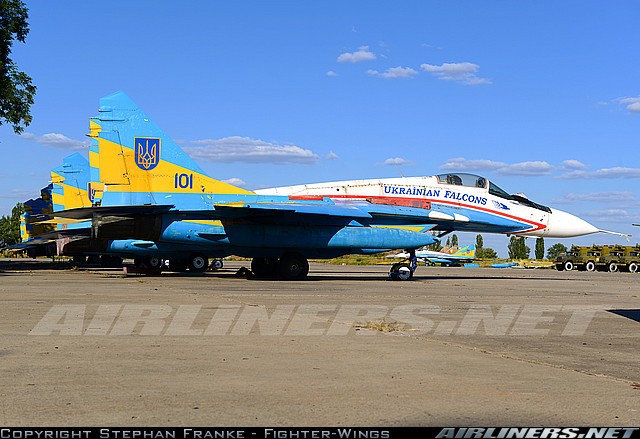 Bo tay: Dan Ukraine buon lau…phu tung tiem kich MiG-29-Hinh-3