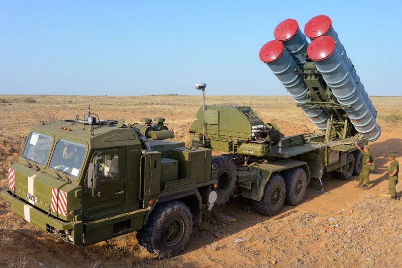 Kinh di: Ten lua S-300 moi cua Nga ban xa 400km-Hinh-10