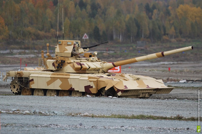 Xe tang T-72 se 