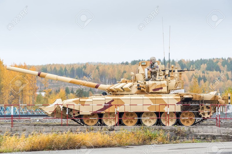 Xe tang T-72 se 