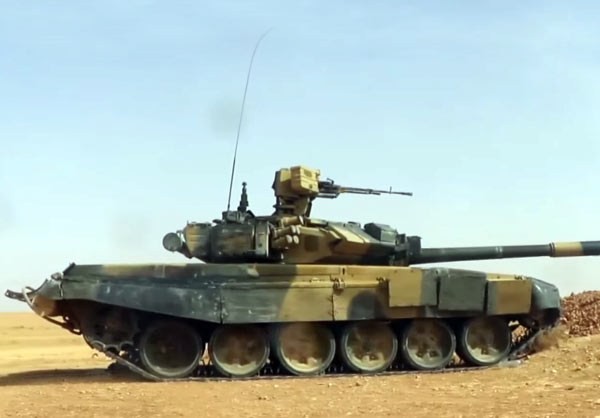 Xe tang T-90 giup Quan doi Syria chien thang phien quan-Hinh-2
