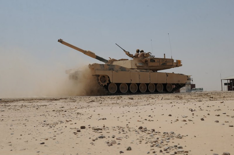 Anh: Iraq voi va tung T-72M1 ra mat tran chong IS-Hinh-13