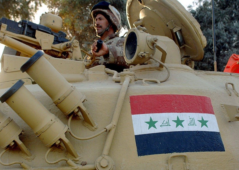 Anh: Iraq voi va tung T-72M1 ra mat tran chong IS-Hinh-9