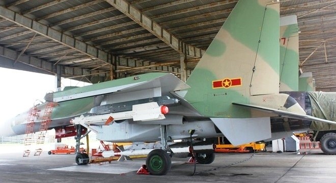 Su-30MK2: Chien dau co hien dai nhat KQND Viet Nam-Hinh-9