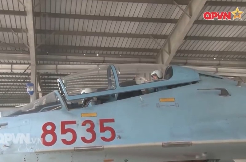 Anh oai hung Su-30MK2 ban rocket, nem bom tren bien-Hinh-5