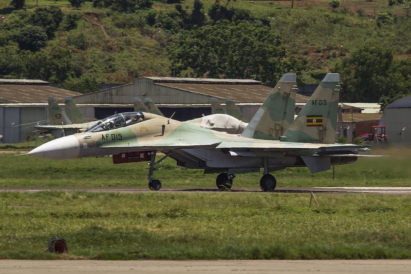 Anh hiem may bay Su-30MK2 hoat dong o Uganda-Hinh-3