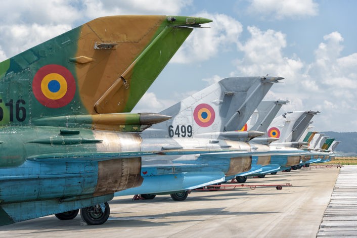 Anh: Tiem kich MiG-21 “song kiem hop bich” cung F-15C My-Hinh-9