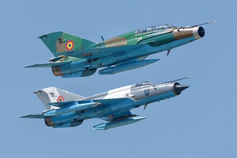 Anh: Tiem kich MiG-21 “song kiem hop bich” cung F-15C My