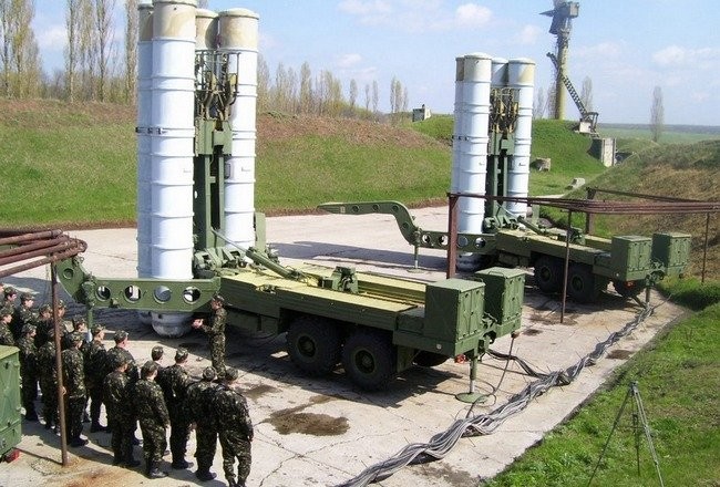 Vi sao Nga khong them su dung ten lua S-300 cua Ukraine?-Hinh-2