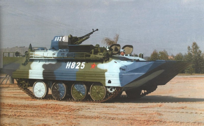 Tham lam: Trung Quoc sao chep xe boc thep BTR-50 co lo-Hinh-7